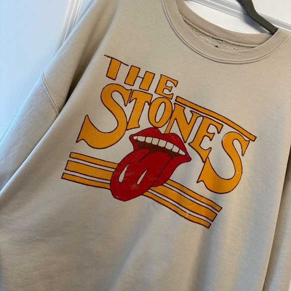 The Rolling Stones Oversized Graphic Sweatshirt - Picture 7 of 9
